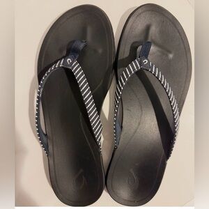 Women's OluKai Ho’Opio Trench Flip Flops